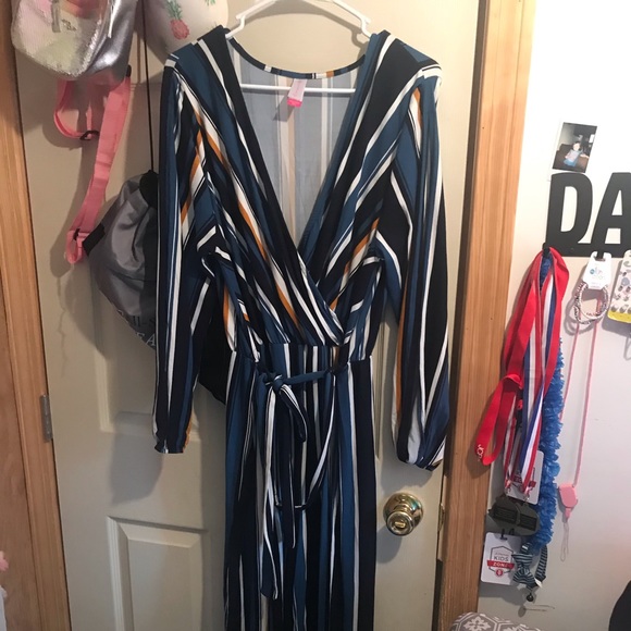 Jumpsuit - Picture 1 of 1